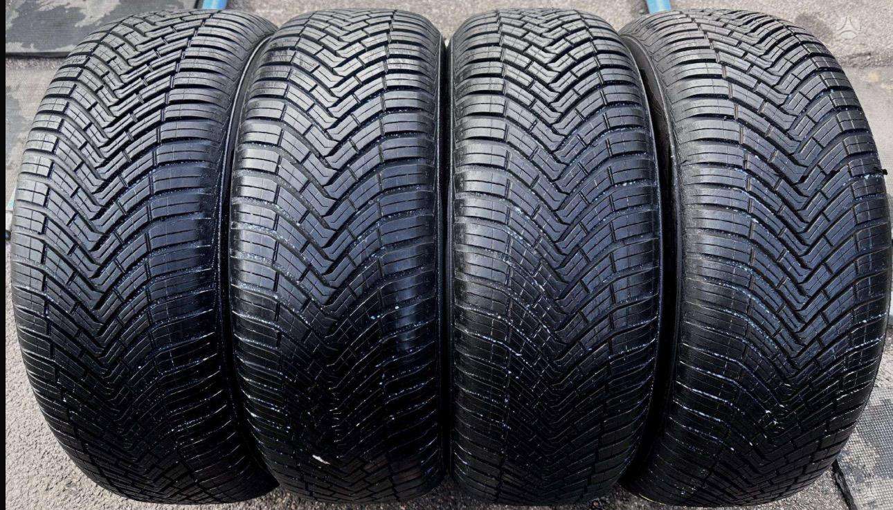Universalios padangos 235/50R19 Continental AllSeasonContact