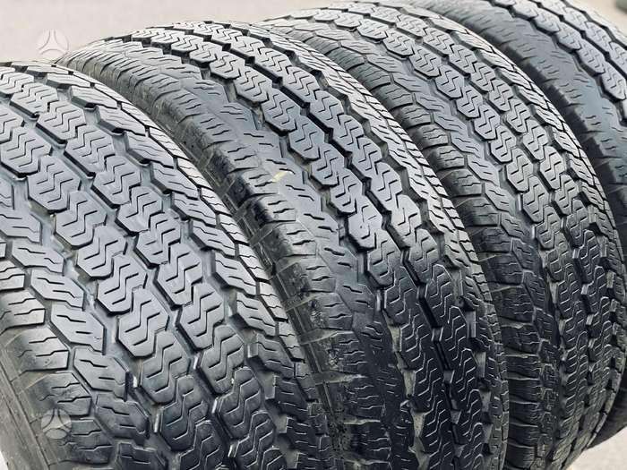 Universalios padangos 245/75R16C Continental VancoFourSeason