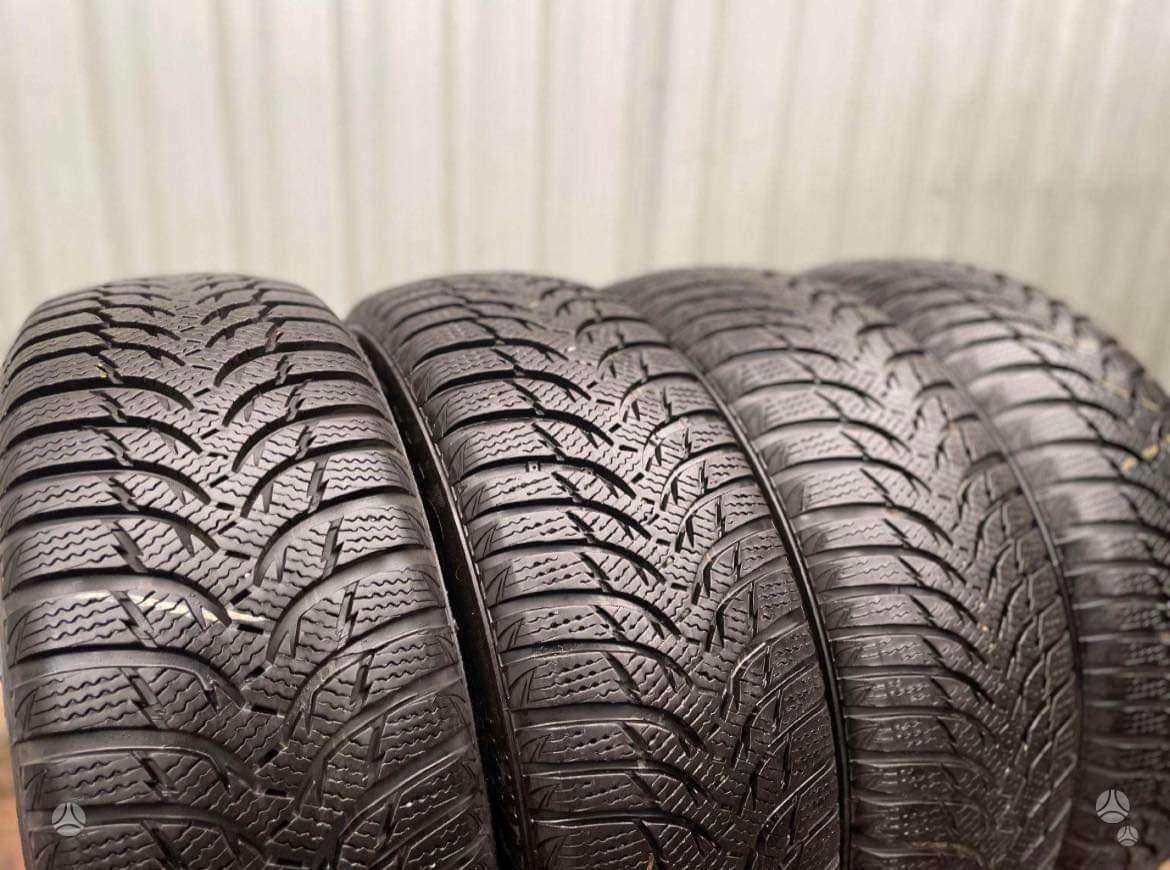 Žieminės padangos 215/60R17 Kumho WinterCraft wp51