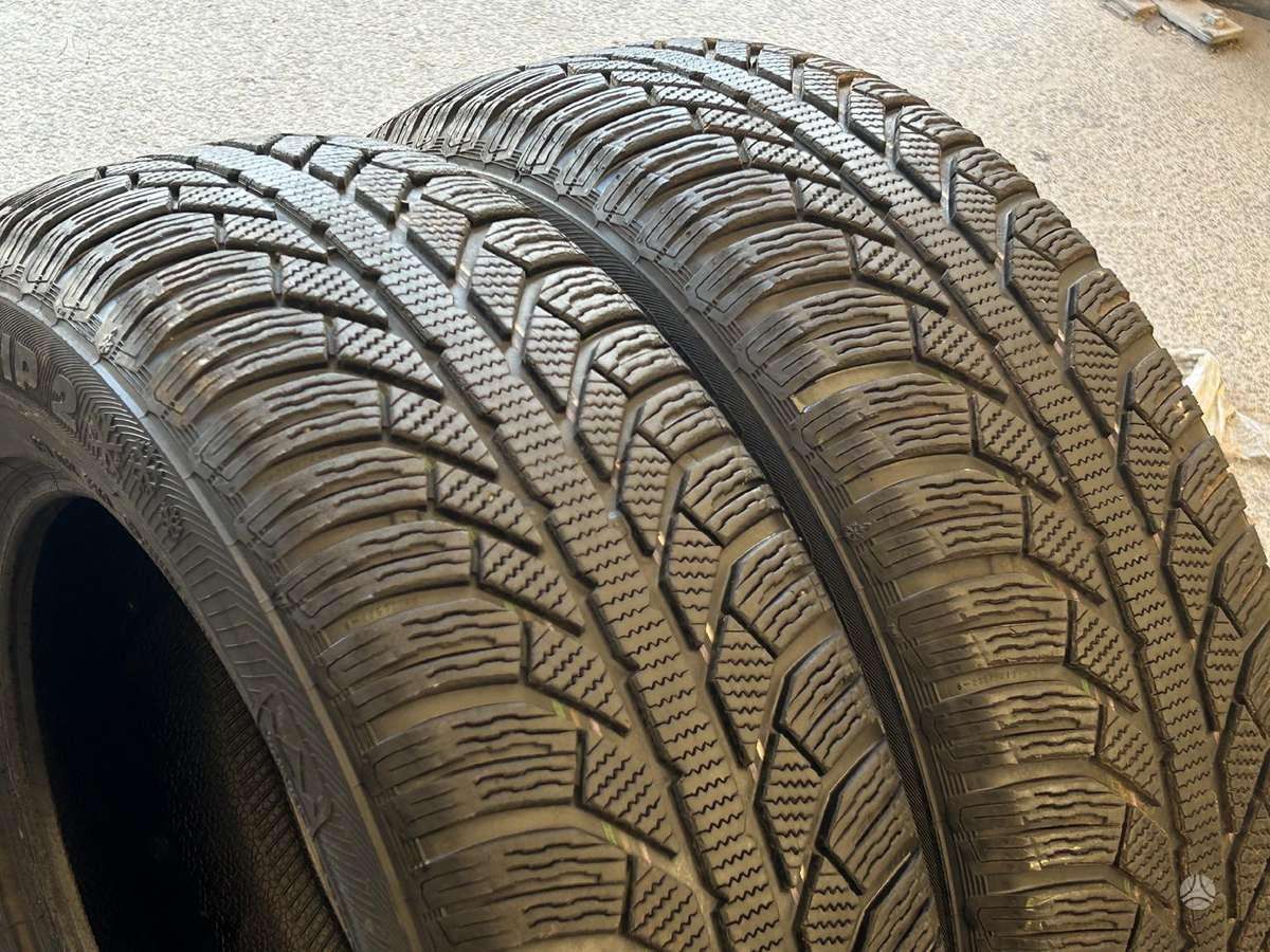 Žieminės padangos 215/60R16 Semperit Master-Grip 2