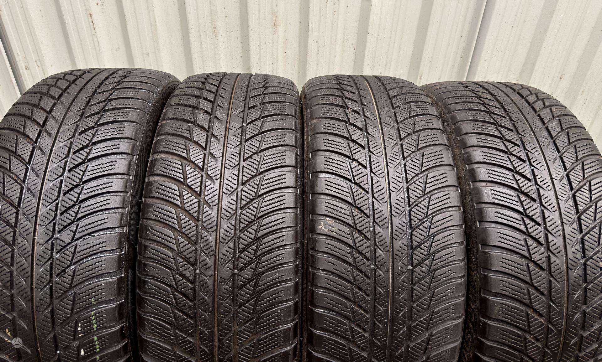 Žieminės padangos 225/45R18 Bridgestone Blizzak LM-001