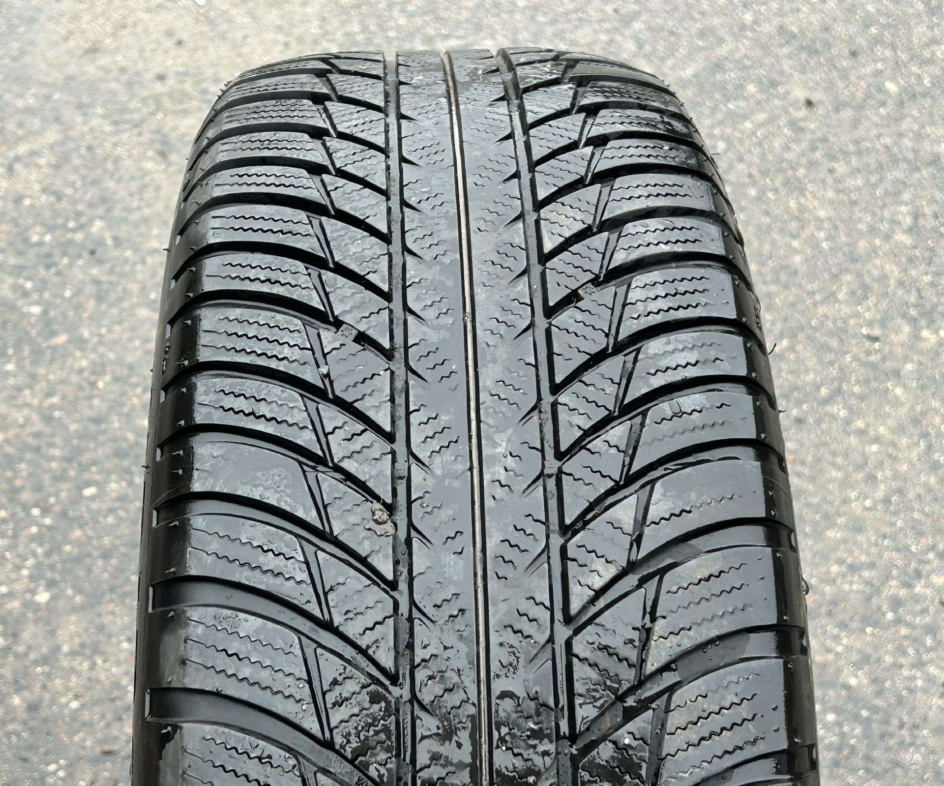 Žieminės padangos 205/60R16 Bridgestone Blizzak LM001