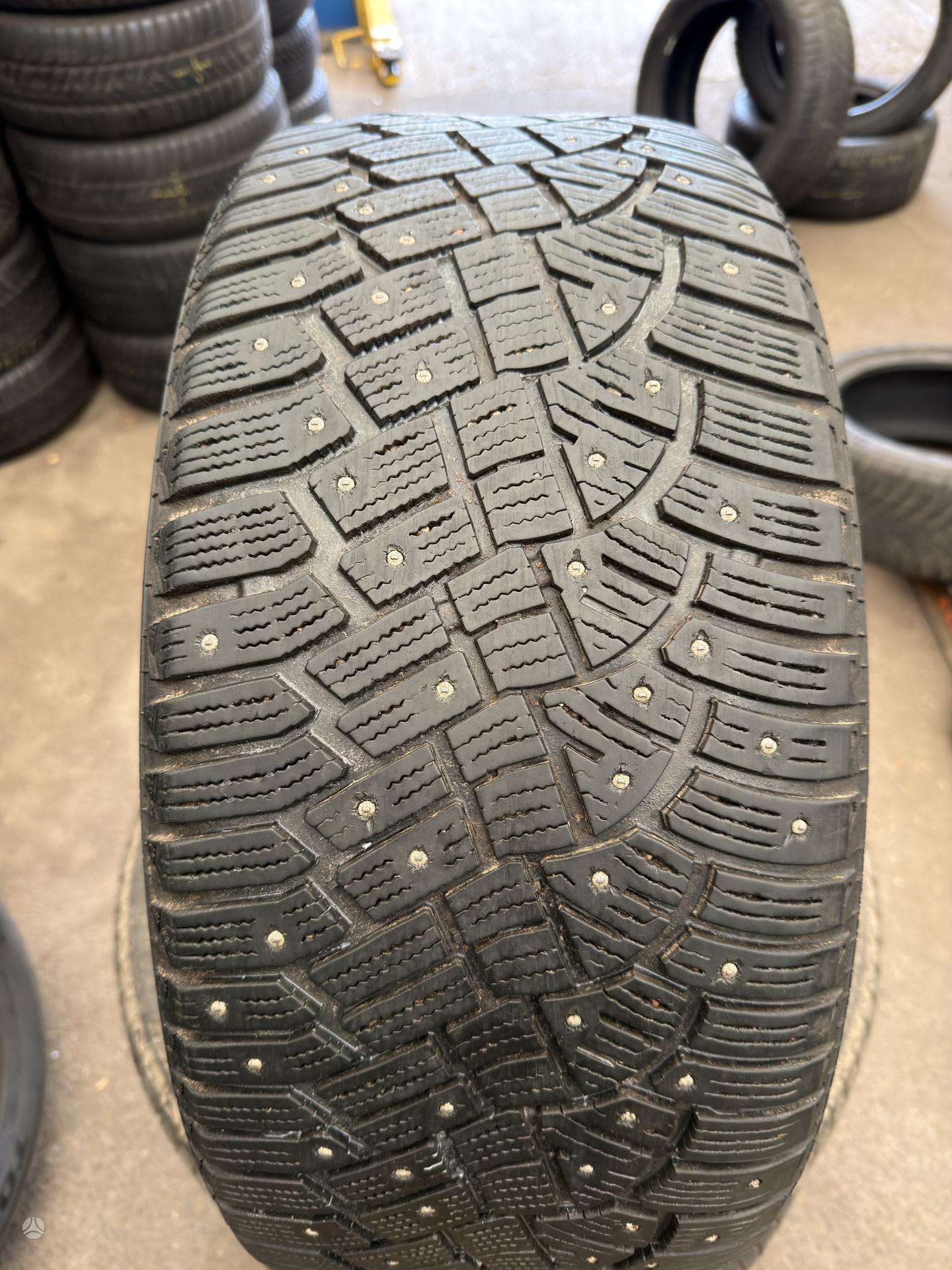 Žieminės padangos 245/45R18 Continental IceContact 2