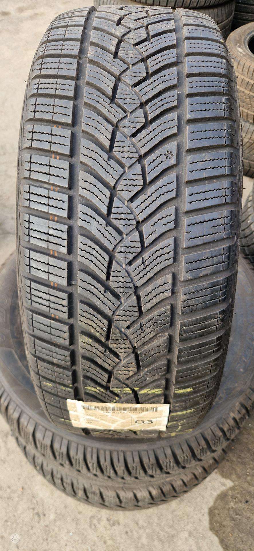 Universalios padangos 225/45R18 Goodyear UltraGrip Performance