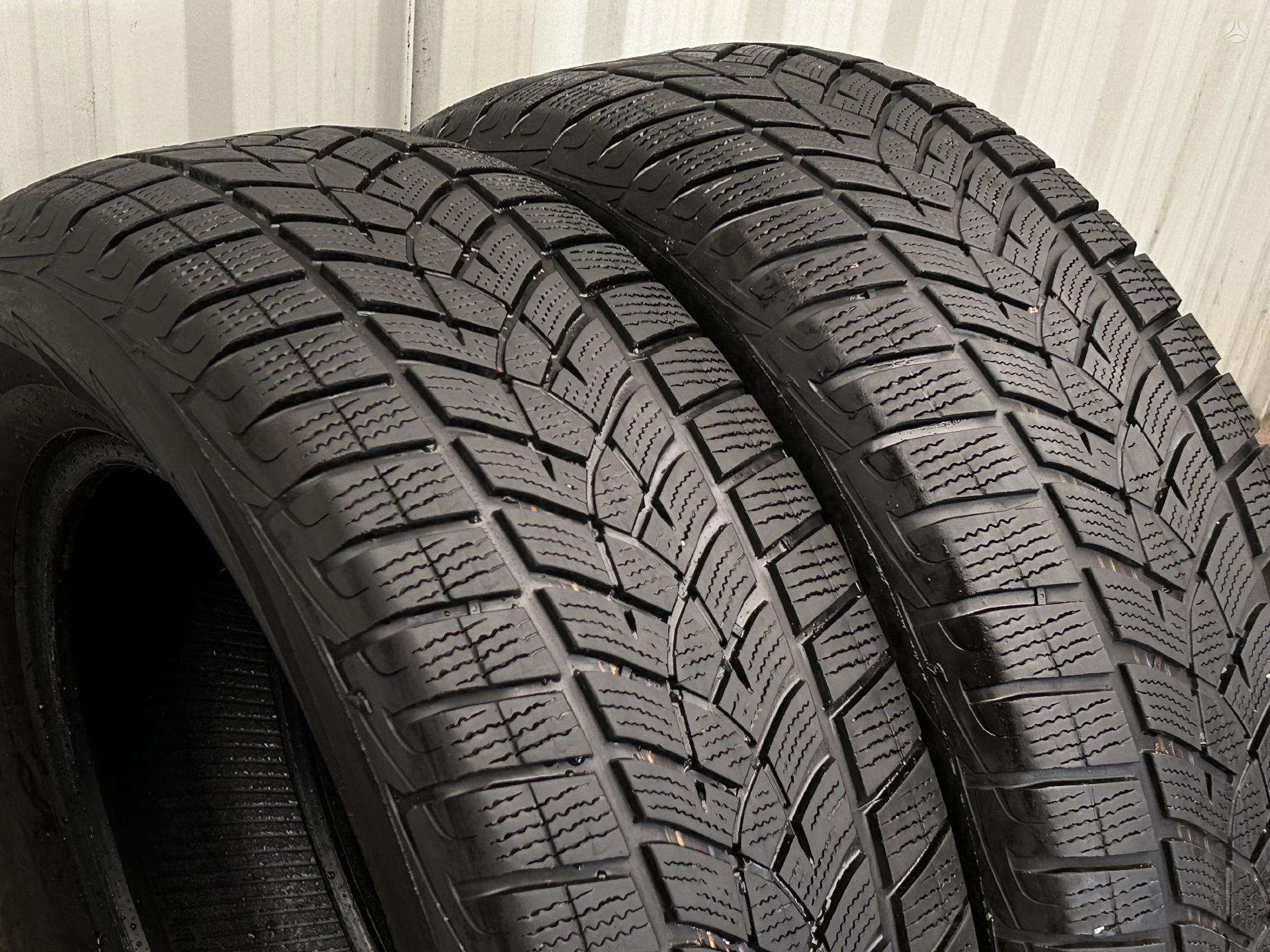 Žieminės padangos 245/45R17 Goodyear UltraGrip Performance