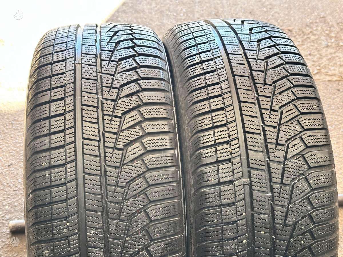Žieminės padangos 225/55R17 Hankook Winter i*cept evo2