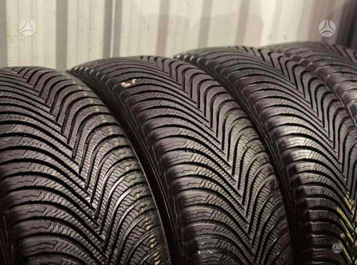 Universalios padangos 225/45R17 Michelin Alpin 5
