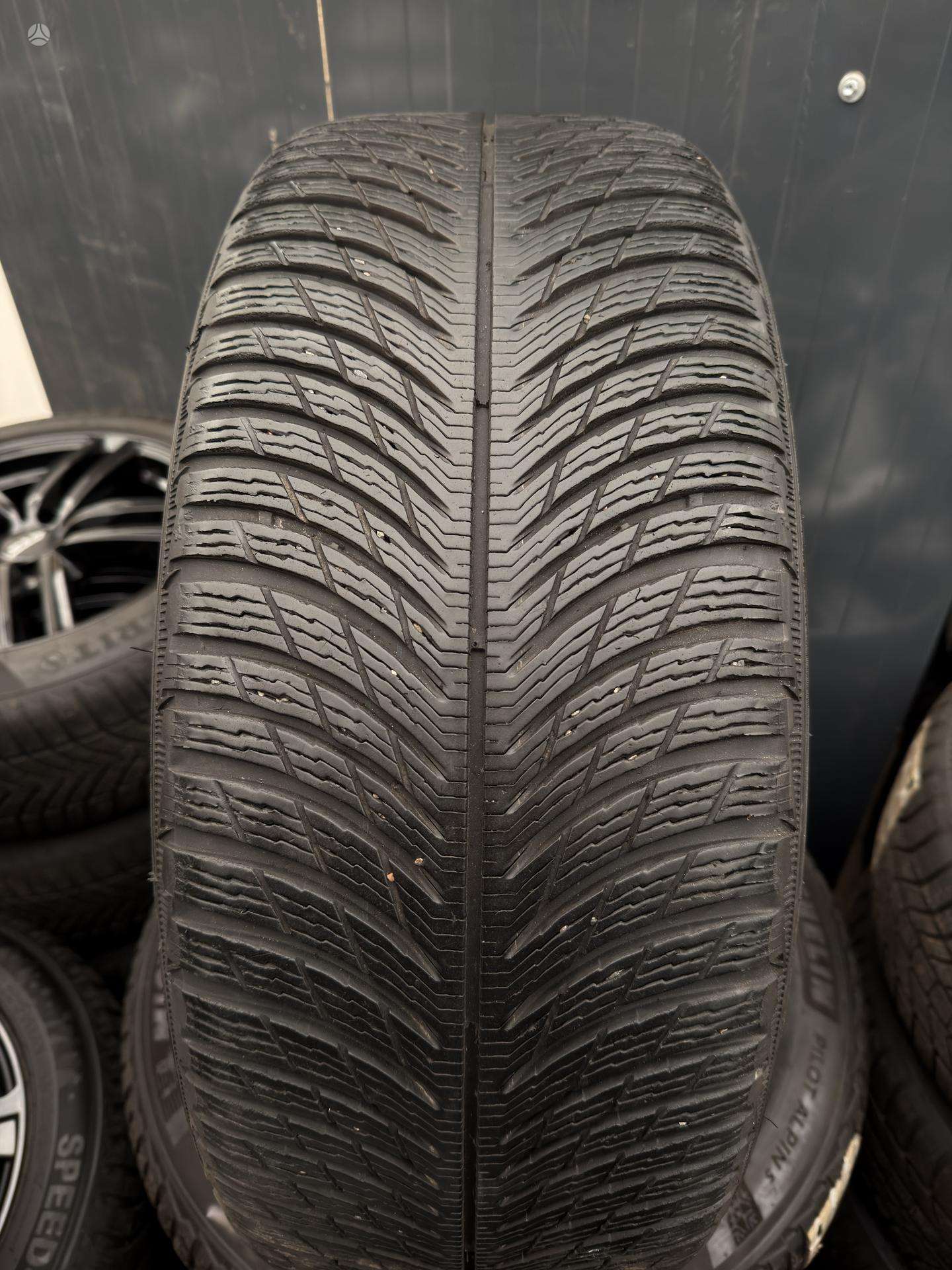 Žieminės padangos 235/50R19 Michelin Pilot Alpin 5