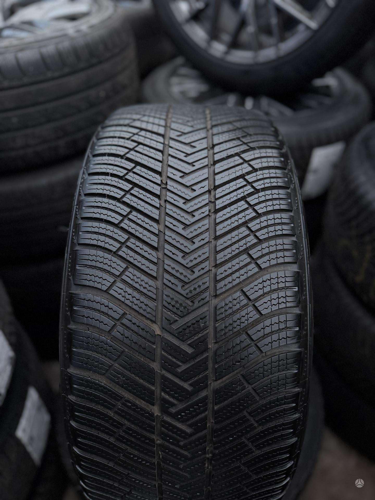 Žieminės padangos 265/40R19 Michelin Pilot Alpin PA4