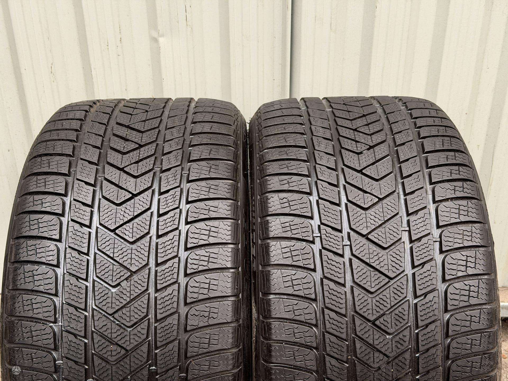 Žieminės padangos 315/35R21 Pirelli Scorpion Winter