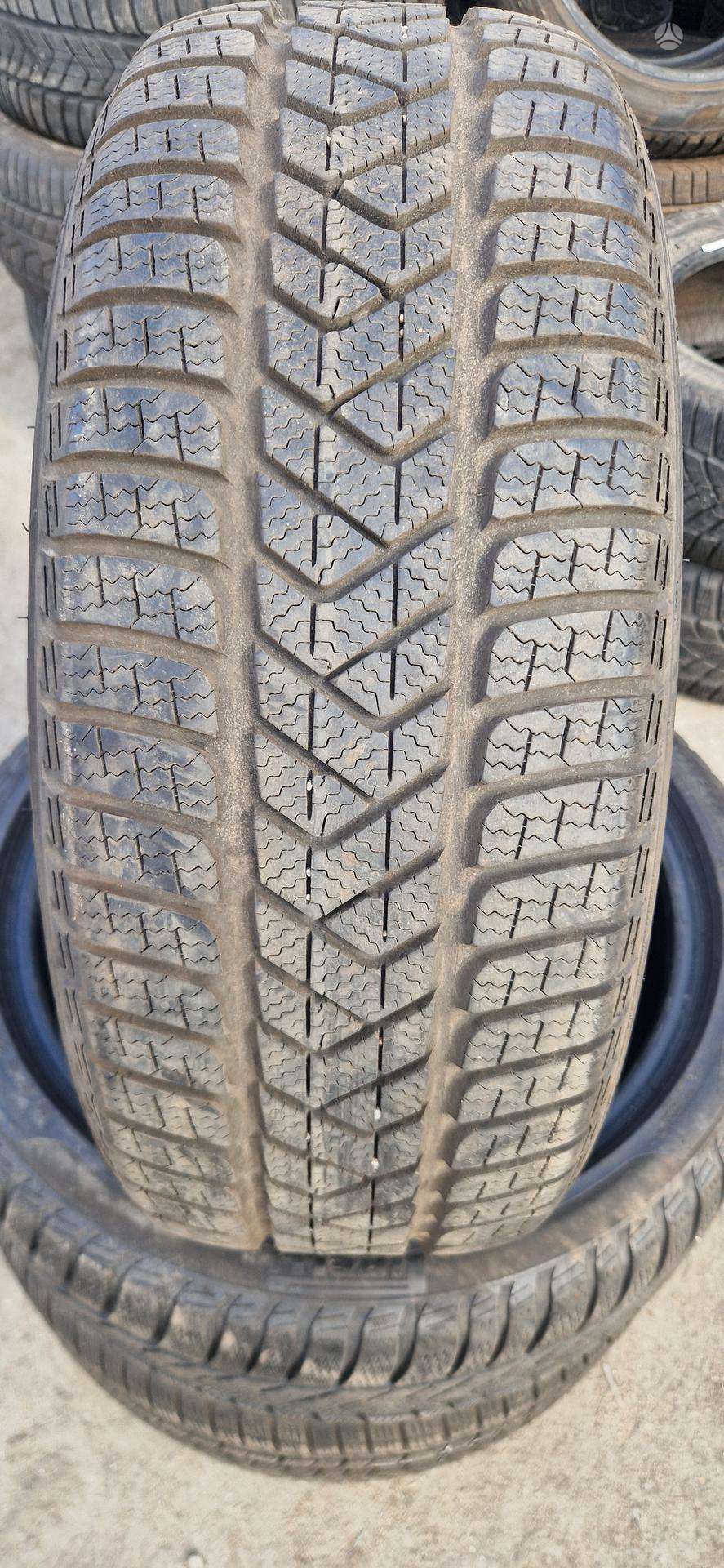 Universalios padangos 225/40R19 Pirelli Sotto?wro