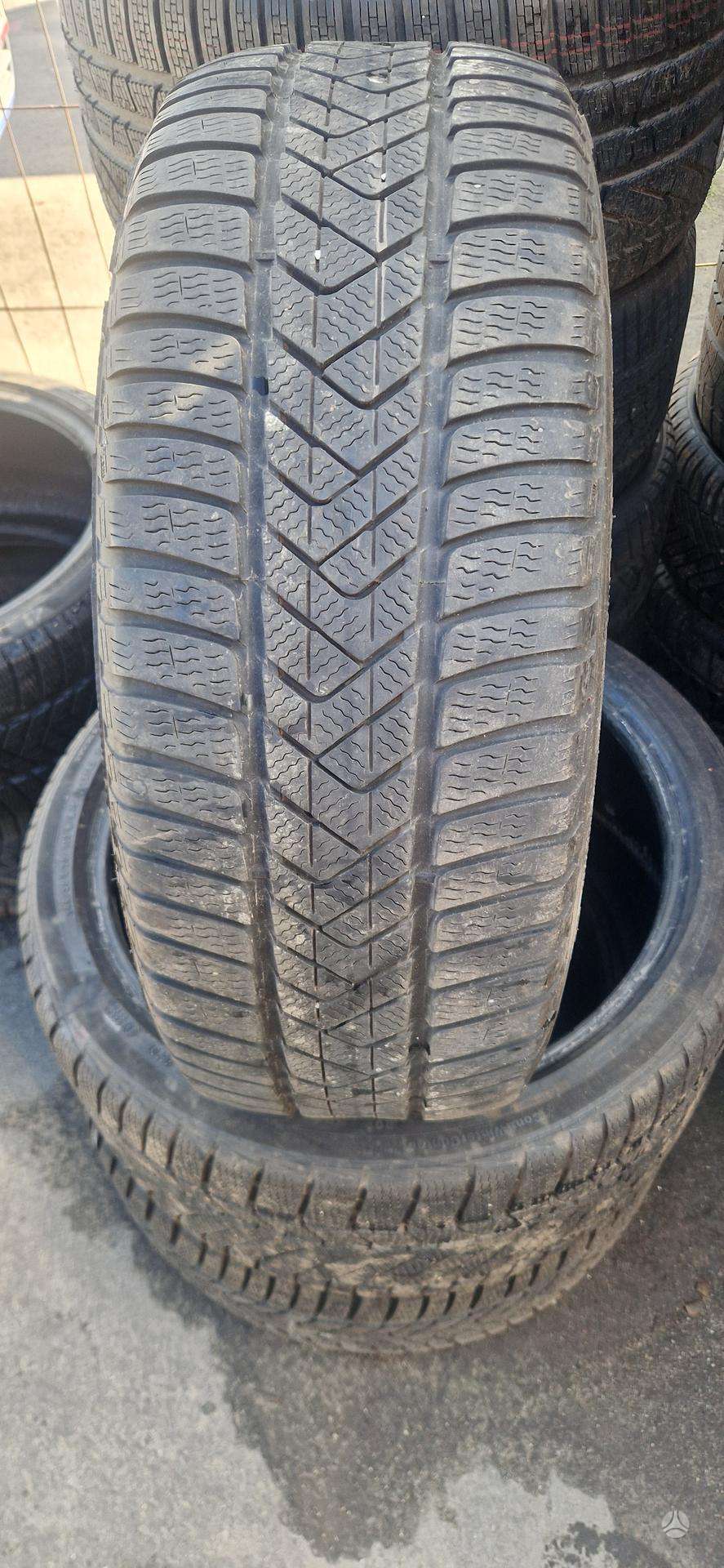 Žieminės padangos 245/45R19 Pirelli Sottozero 3
