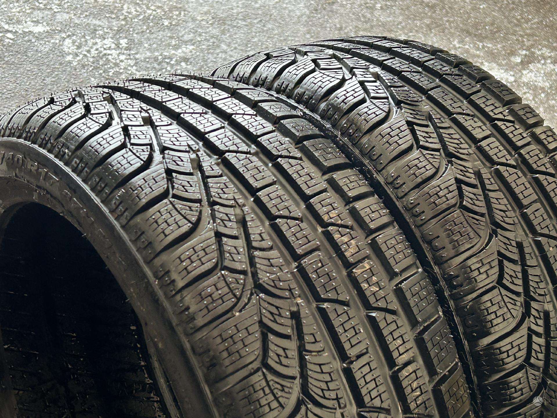 Žieminės padangos 215/40R17 Pirelli Sottozero Winter 210 Serie 2