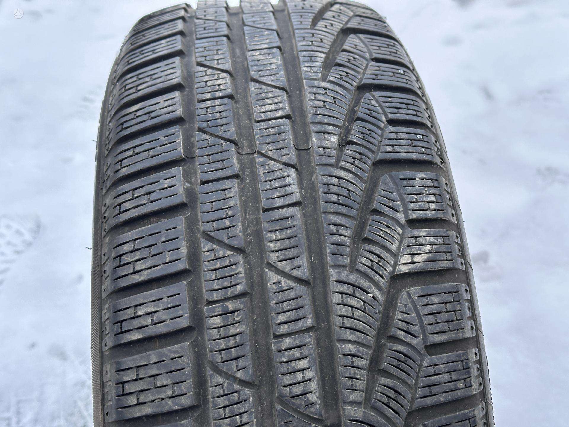 Žieminės padangos 225/55R17 Pirelli Sottozero winter 210