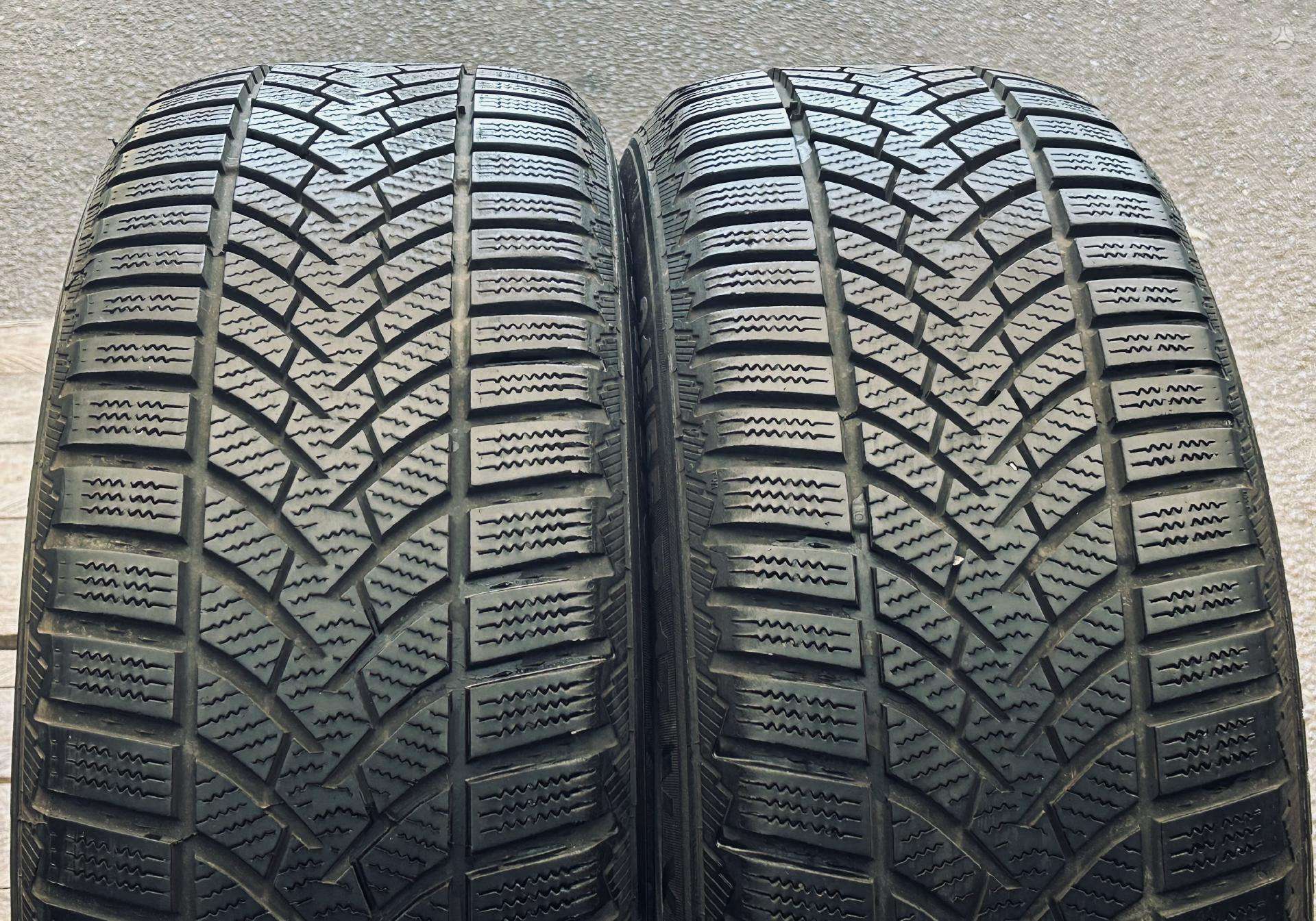 Žieminės padangos 215/55R17 Semperit Speed-Grip 3