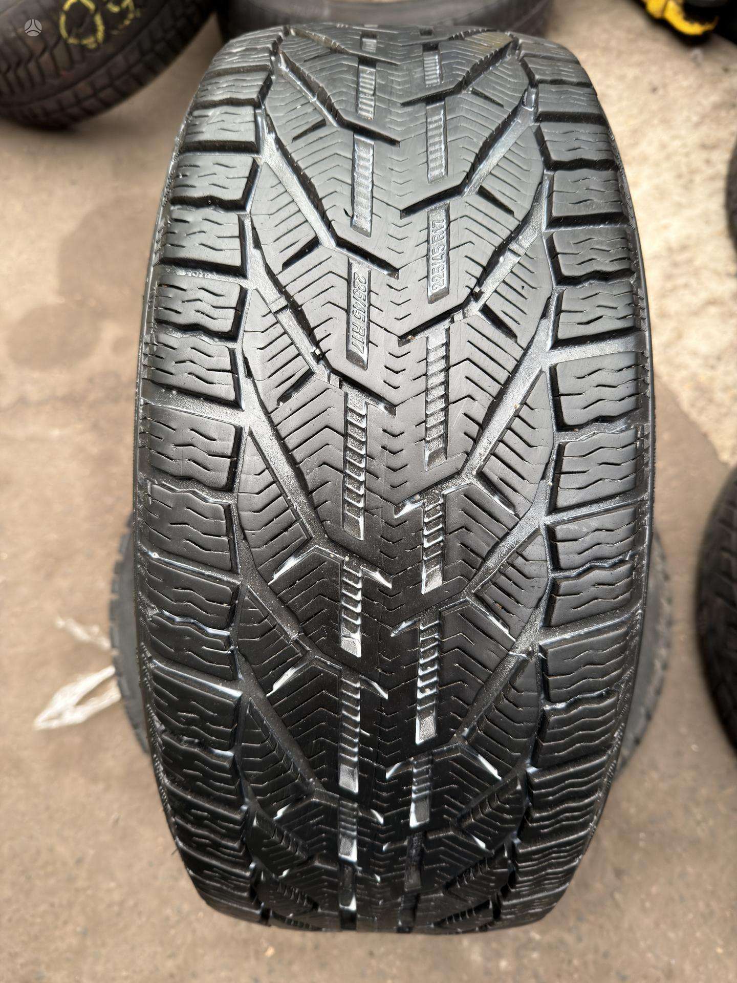 Žieminės padangos 225/45R17 Tigar Winter