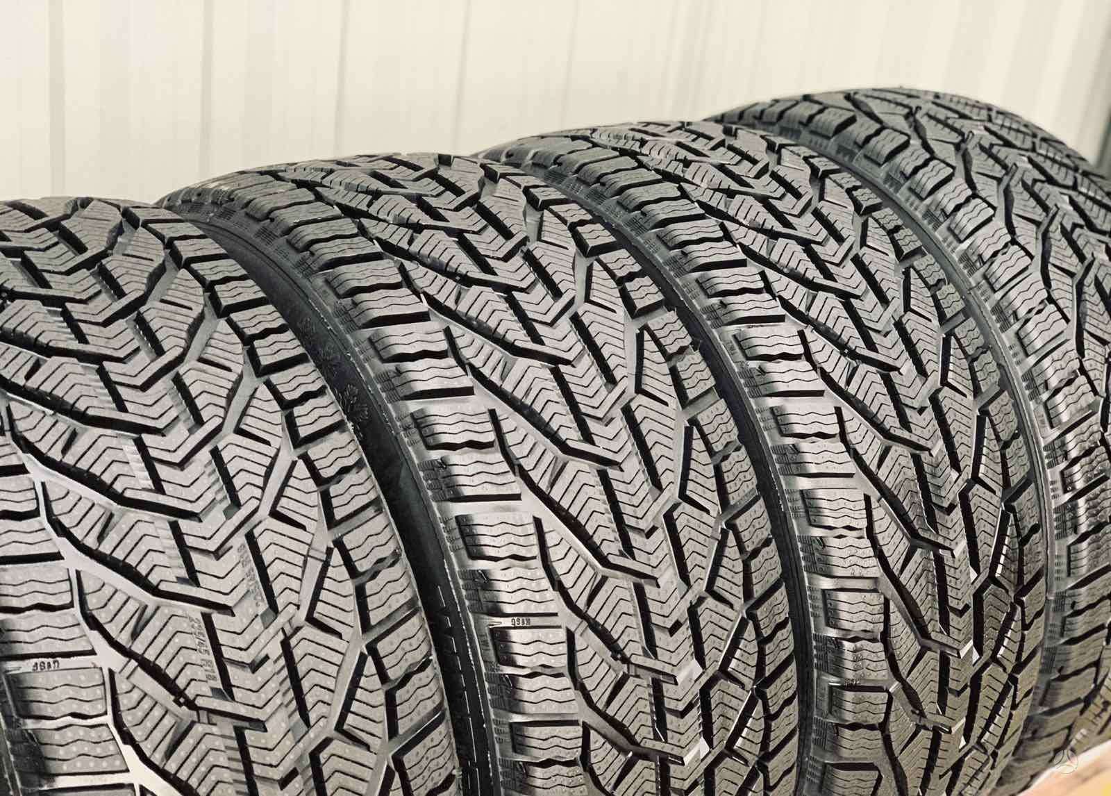 Žieminės padangos 245/40R18 Tigar Winter