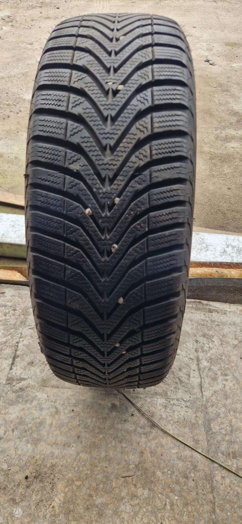 Universalios padangos 185/60R15 Vredestein Snowtrac 5